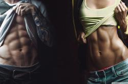 开云体育官网-欧冠淘汰赛之夜，伦纳德压力下完成爆发