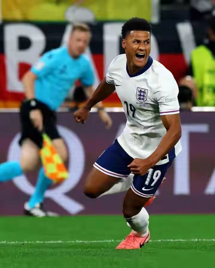 荷兰队惨遭淘汰,与比利时队擦肩而过欧国联奖杯的简单介绍 荷兰队惨遭淘汰,与比利时队擦肩而过欧国联奖杯的简单介绍