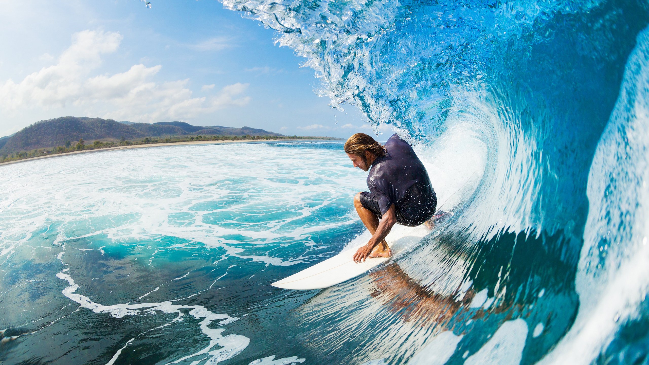 舞台中央的皮克,当阿根廷的探戈遇上阿尔及利亚的沙漠,他便是风暴眼