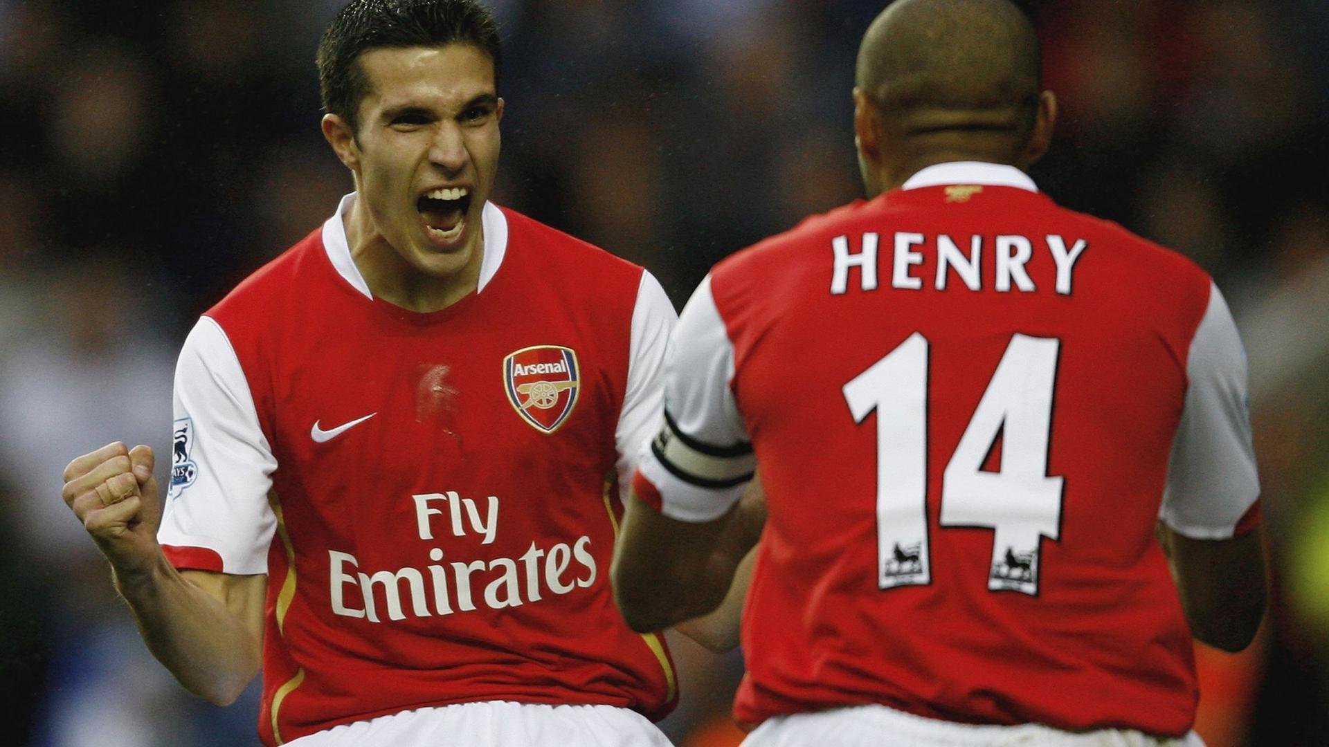 南美风暴席卷欧洲，苏亚雷斯生死时刻接管西决，巴拉圭奇迹逆转马赛