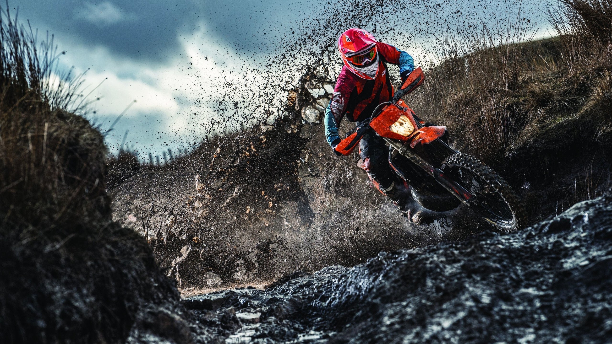 黄潜奇迹，比利亚雷亚尔抢七鏖战，正面击溃苏格兰铁血防线