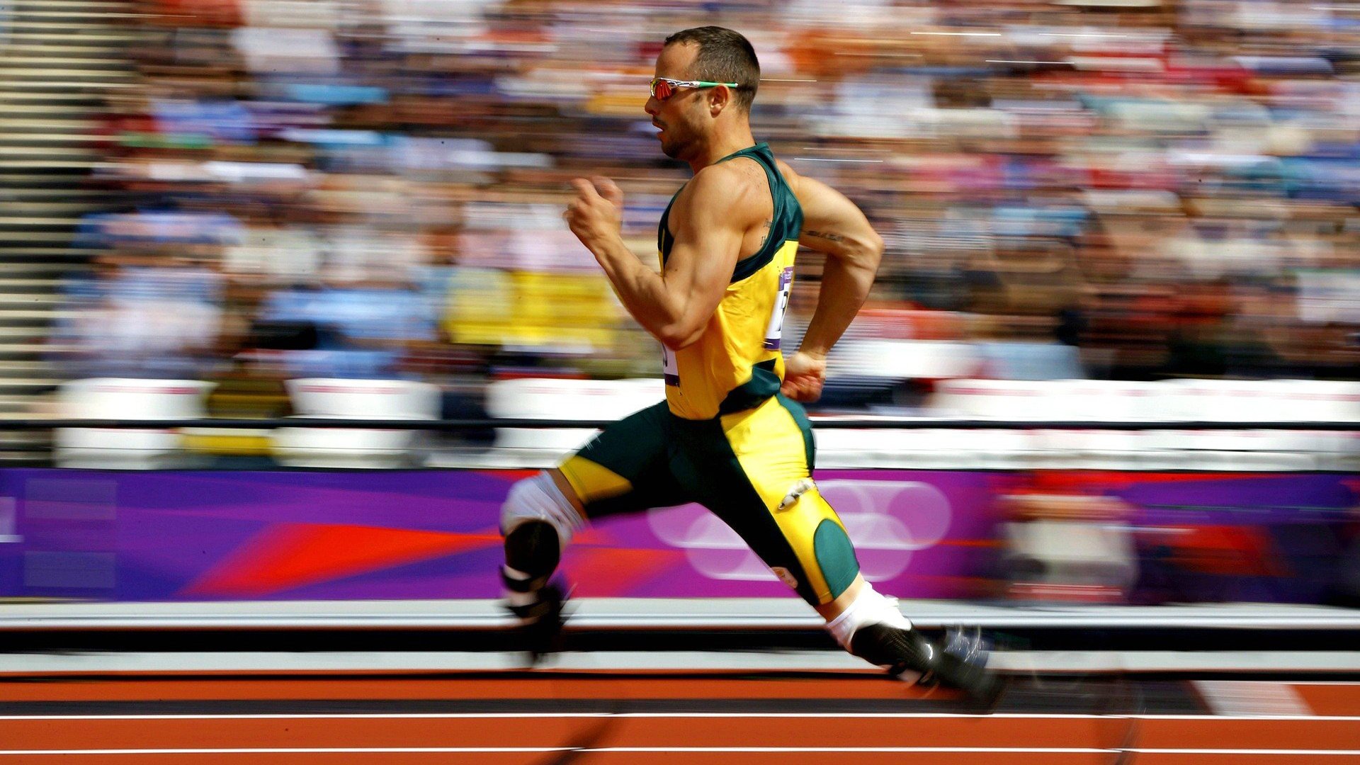 维斯塔潘的绝对统治，红牛车队如何逆转阿斯顿马丁，谱写F1新篇章